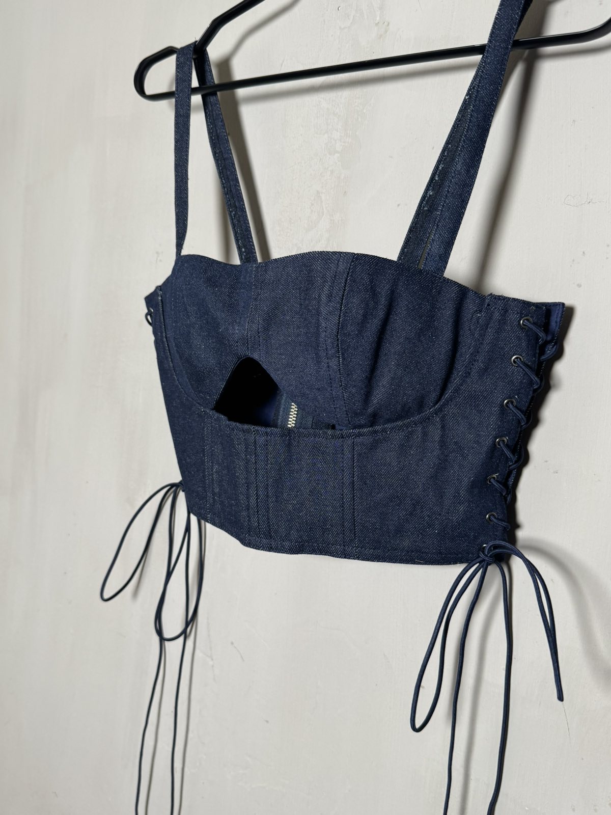 Ani Adjustable Top